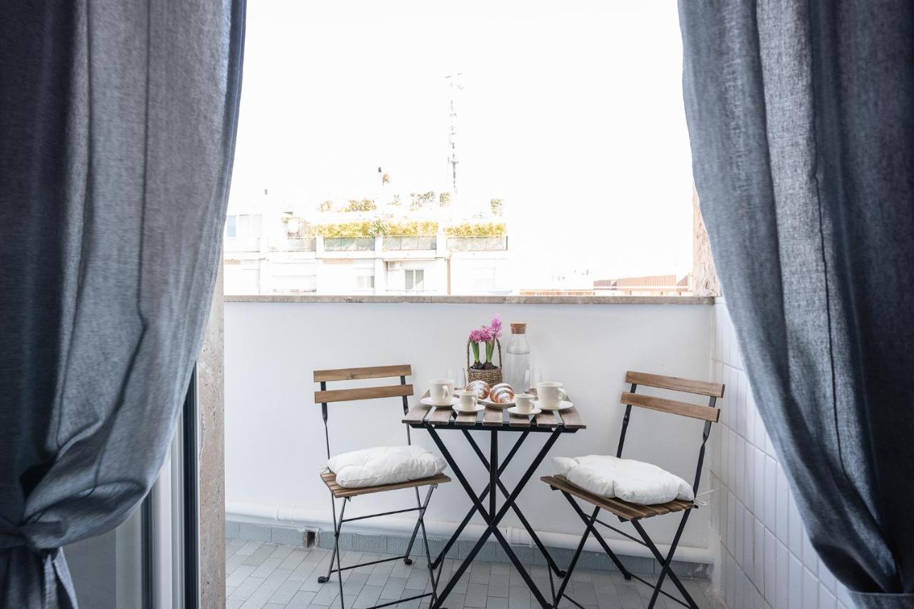 Annamaria - Central Station Charming Accommodation Bari Extérieur photo