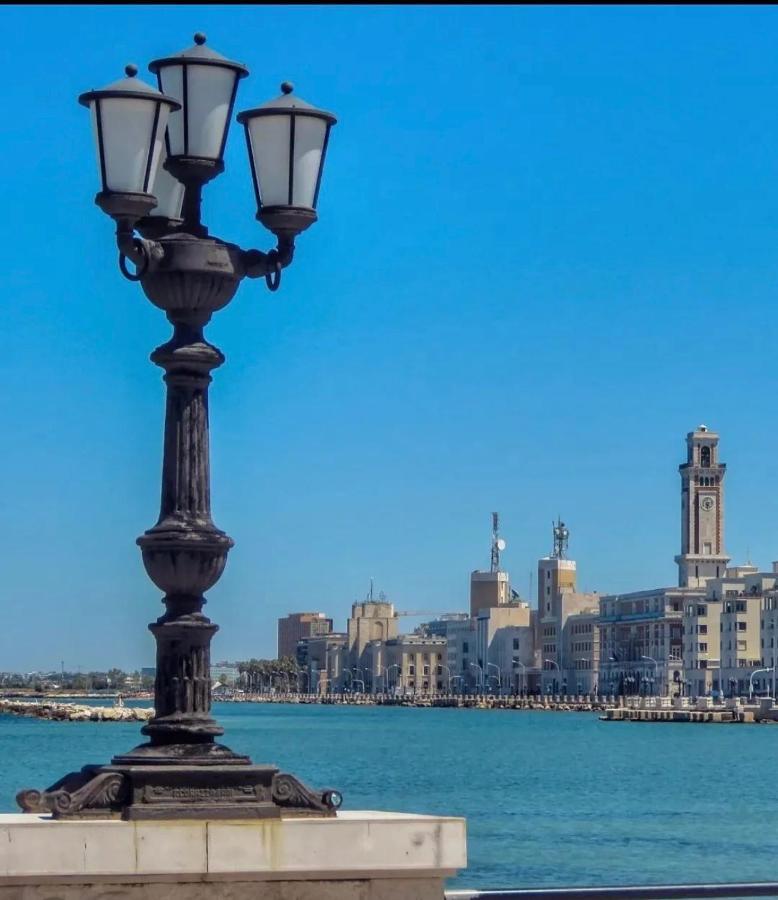 Annamaria - Central Station Charming Accommodation Bari Extérieur photo