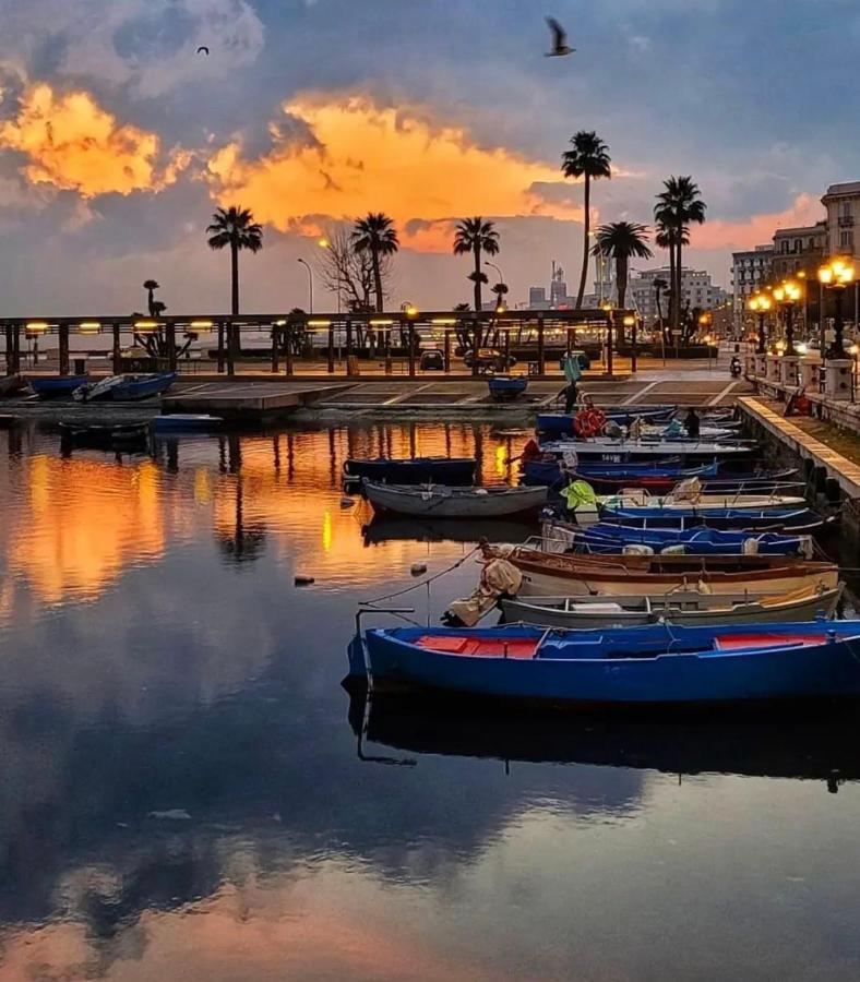 Annamaria - Central Station Charming Accommodation Bari Extérieur photo